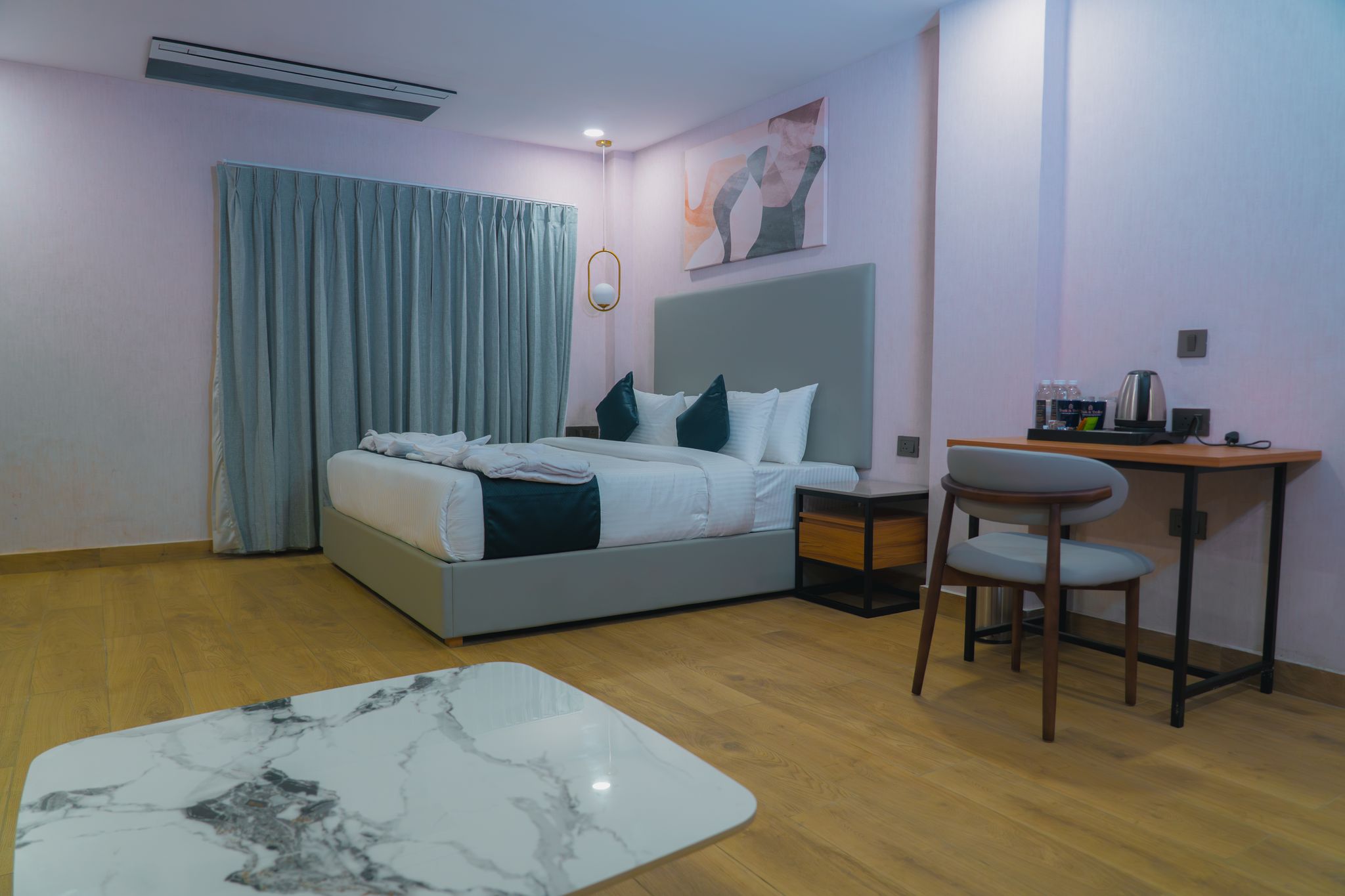 Studio Suite with Kitchenette