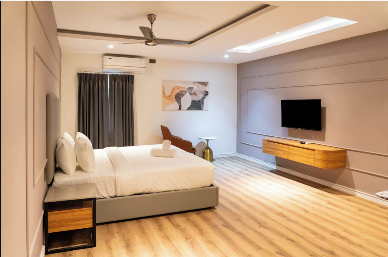 Duplex Suite with Kitchenette, 03 Bed rooms