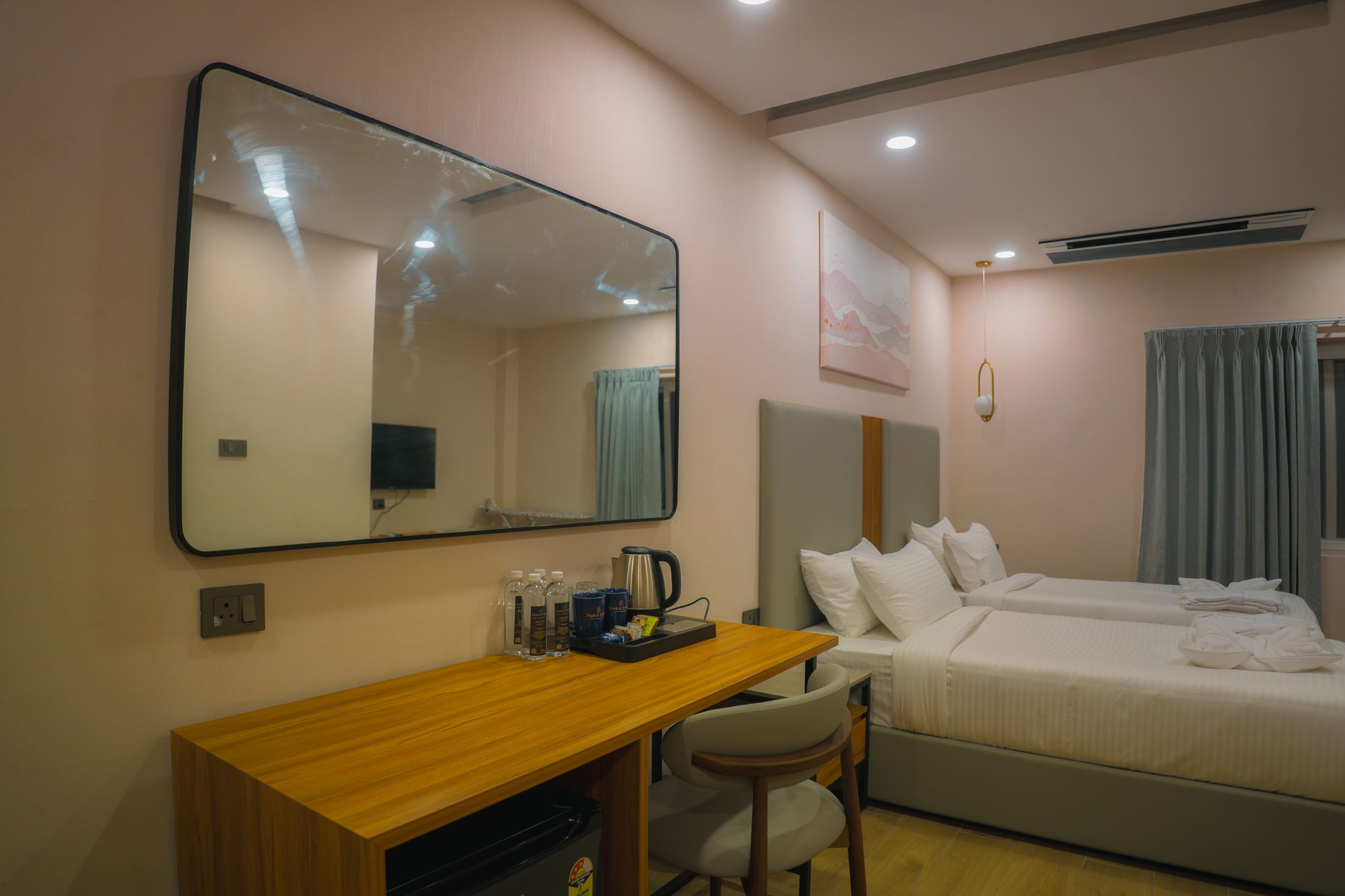 Trunk And Trolley - Gachibowli Executive Room 8