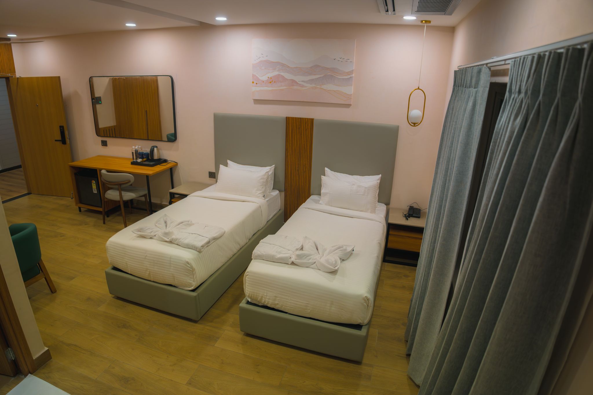 Trunk And Trolley - Gachibowli Executive Room 7