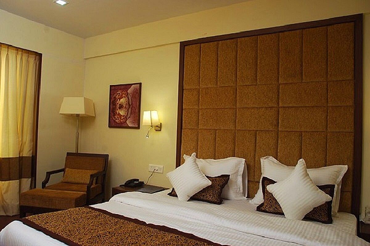 Hotel Planet Landmark Deluxe Room 2