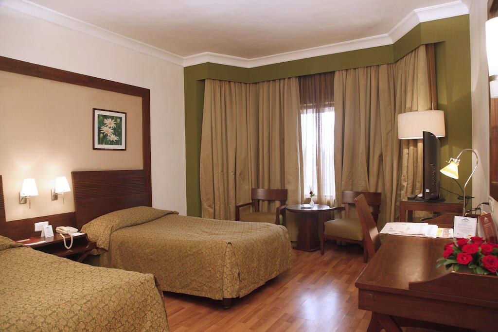Pool View Presidental Suite (AP)