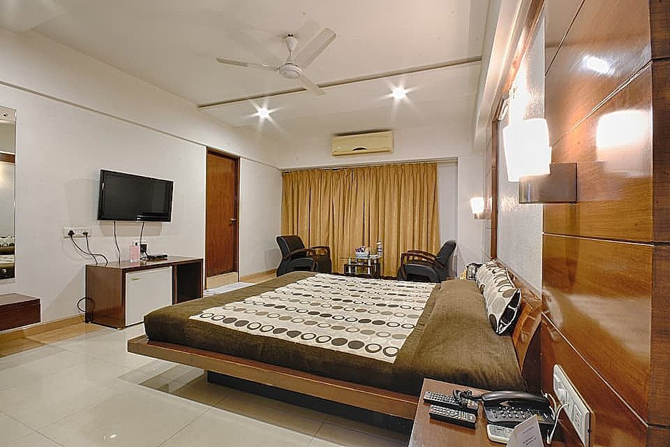 Platinum Residency Deluxe Room