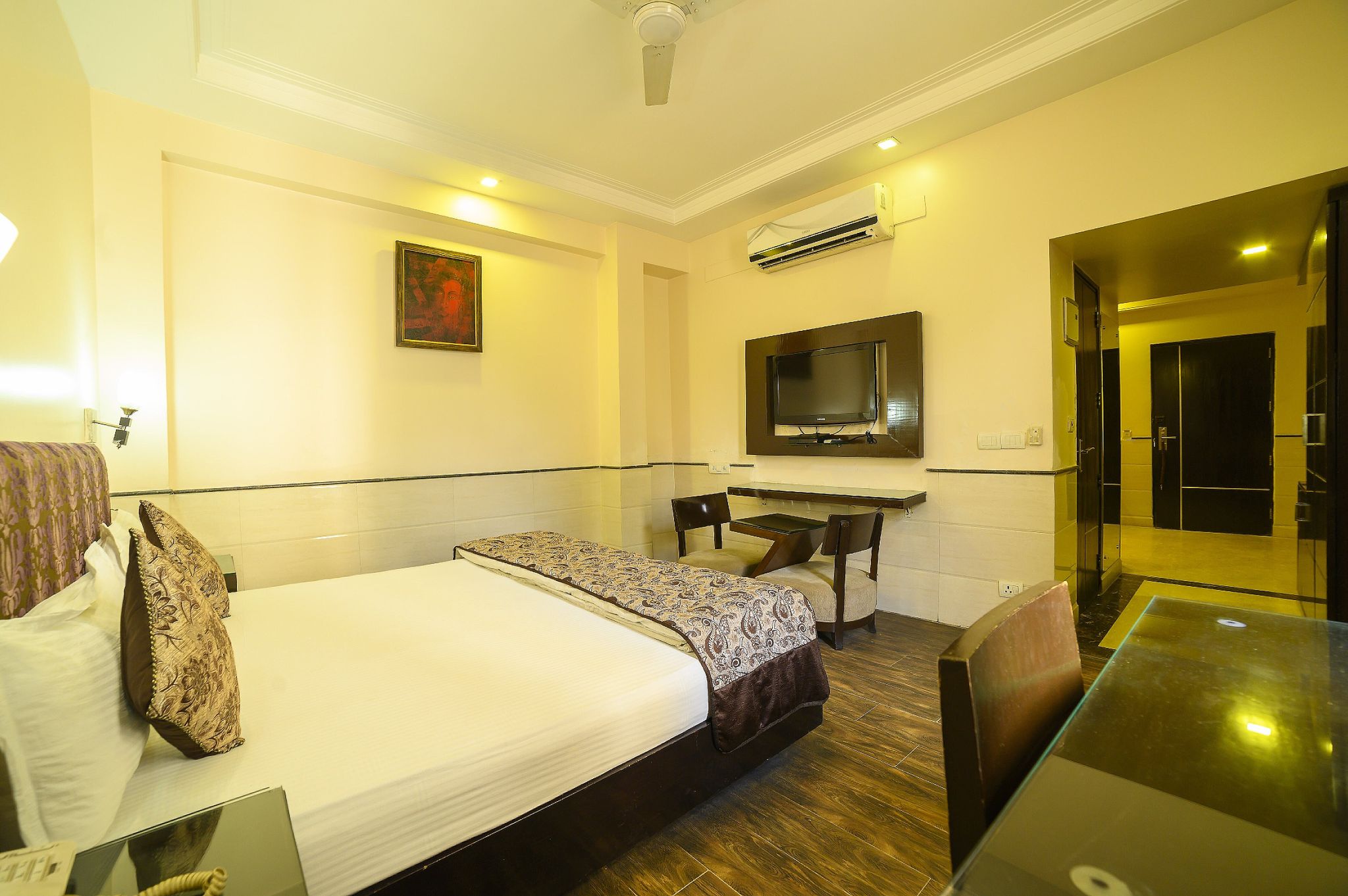 Hotel Aadhar Deluxe Room
