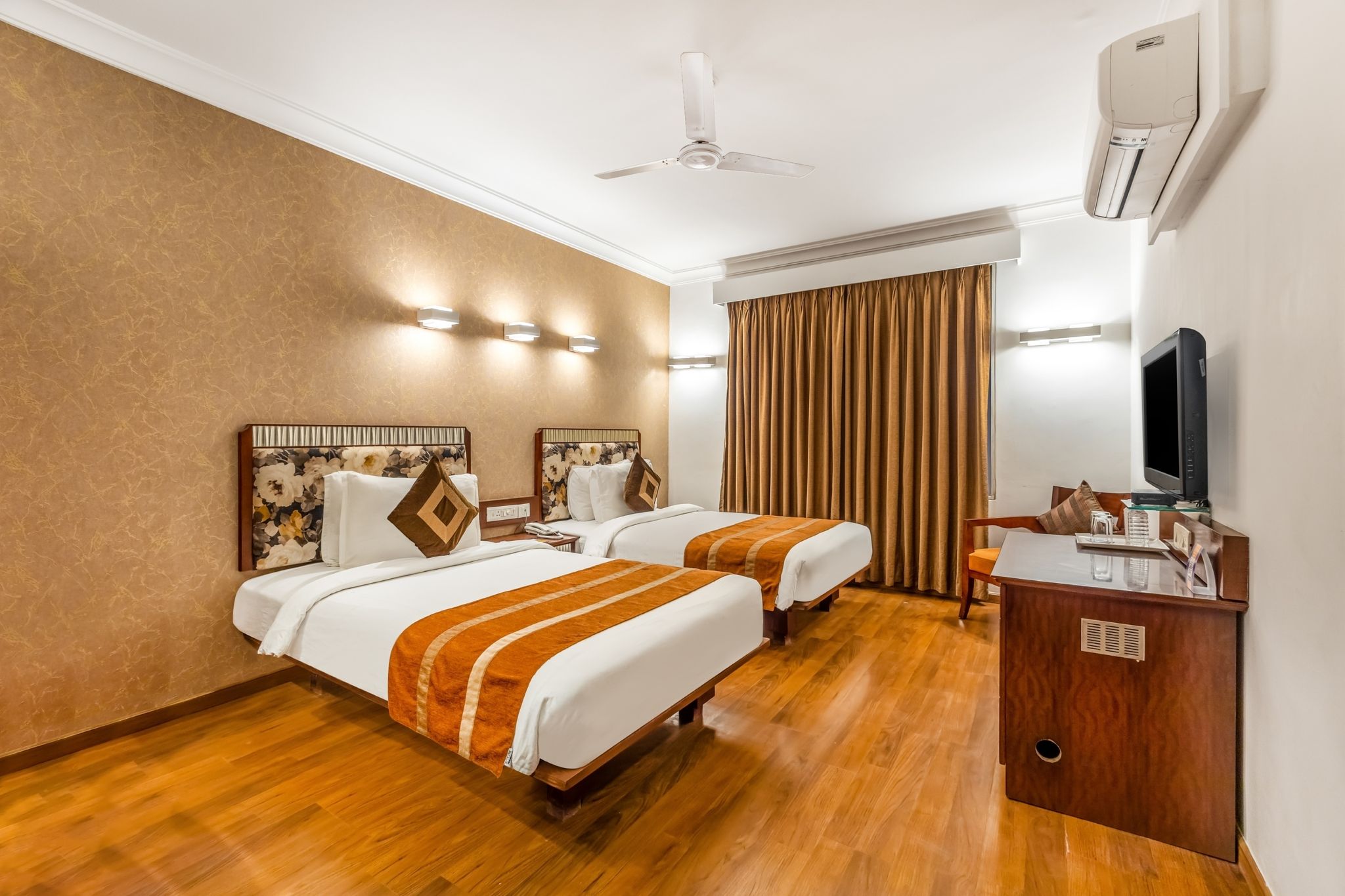 Clubhouse by CheckIn Nami Residency - Sabarmati Riverfront Ahmedabad Classic With Twin Bed 5