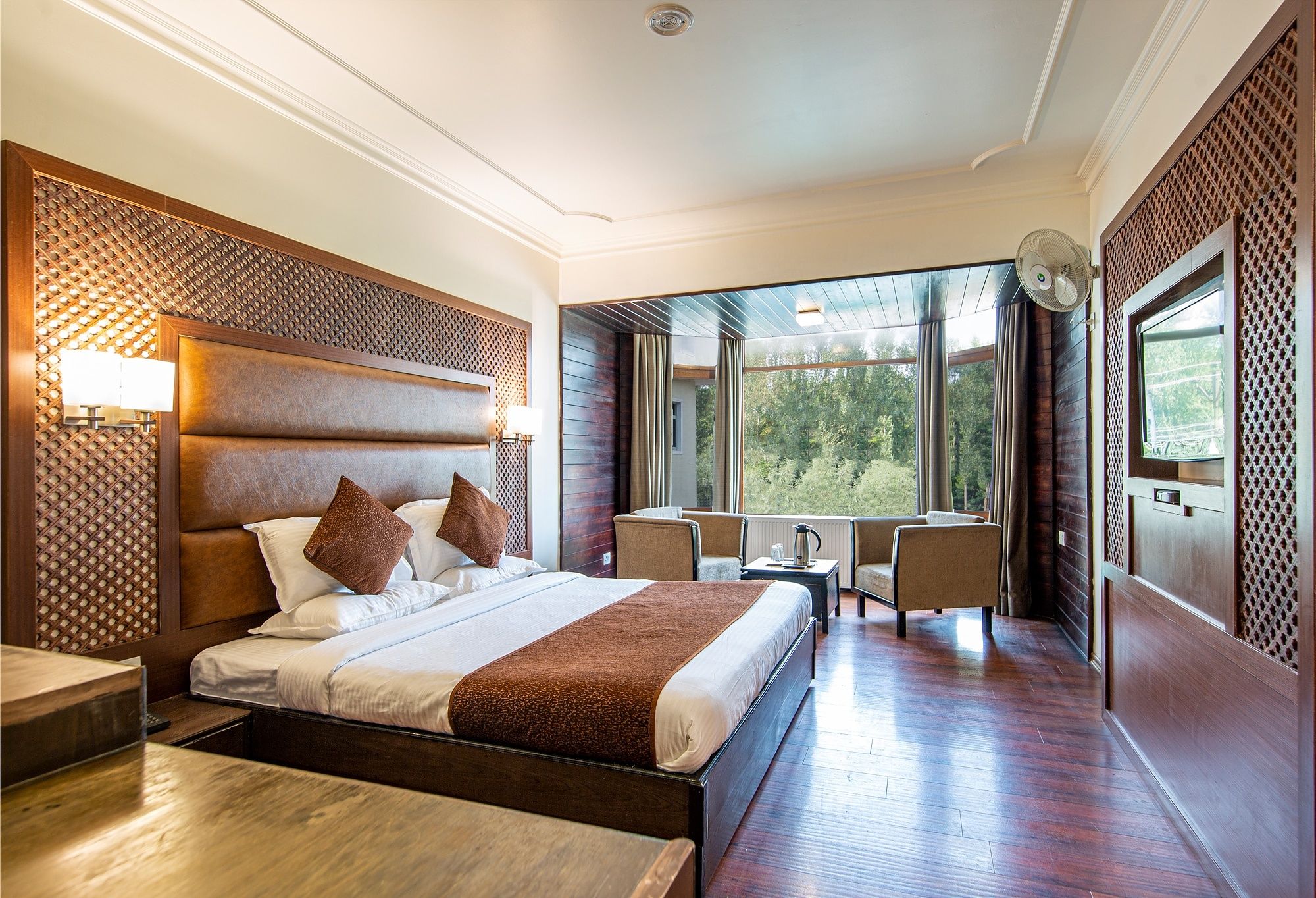 Hotel Grand Mahal Premium Room 3