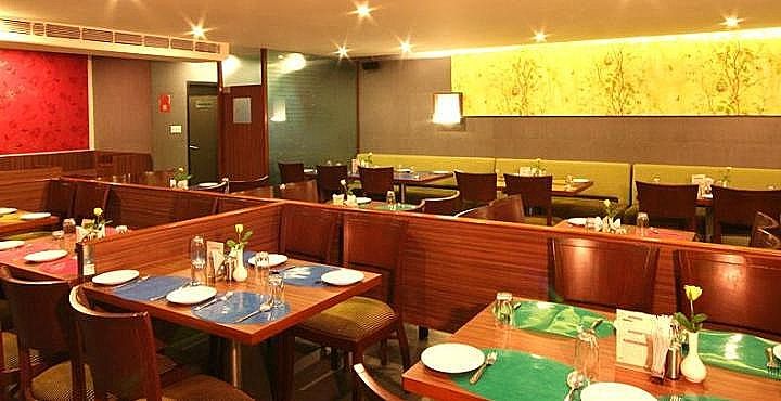 Food & Dining