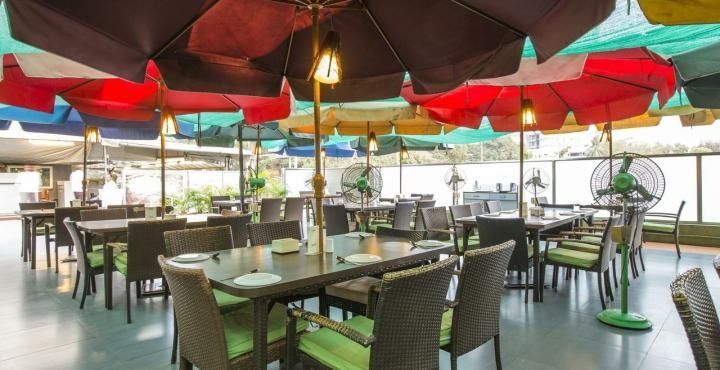 Food & Dining
