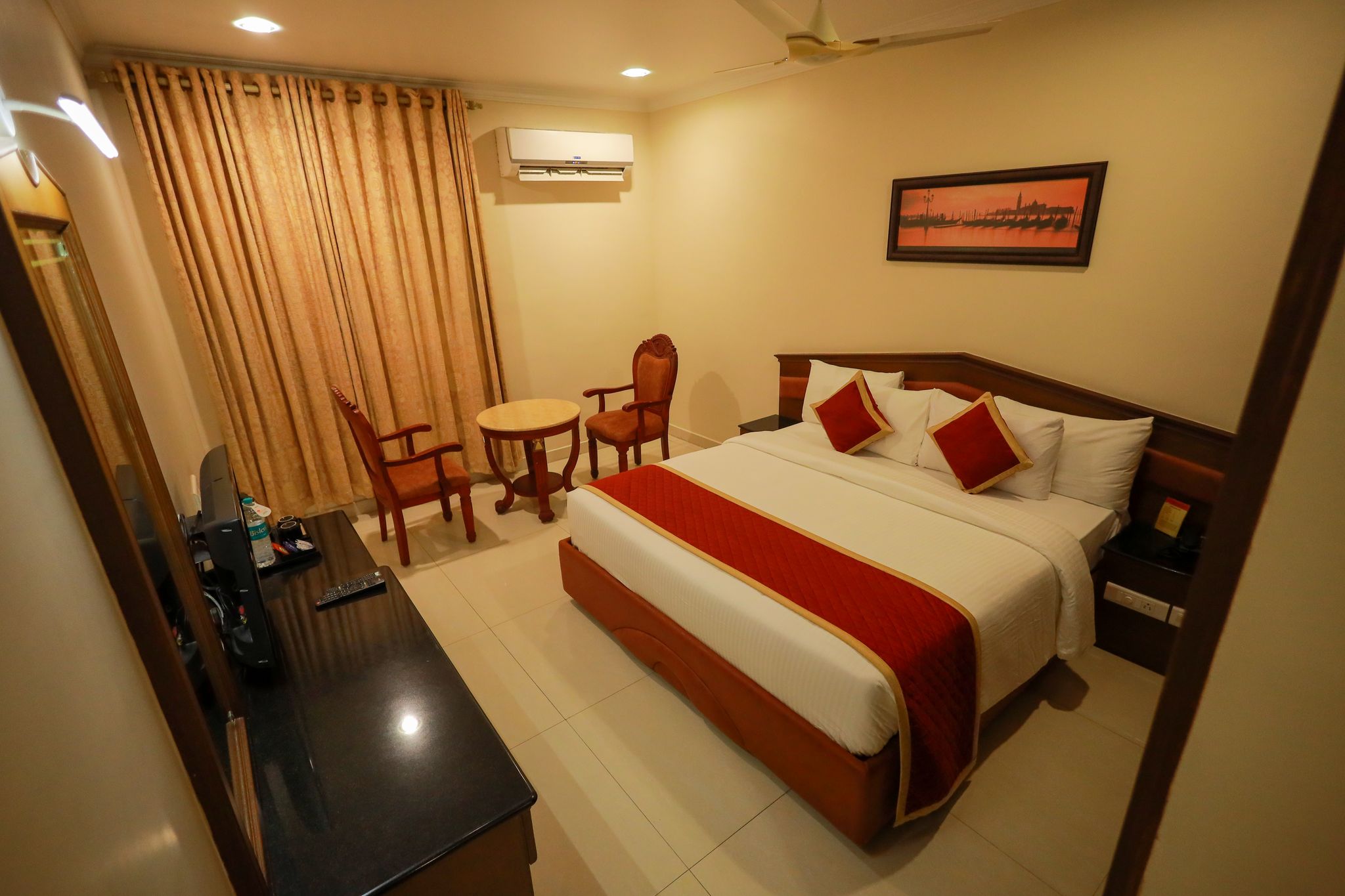 The Seashore Hotel Standard A/C ( City View ) 2