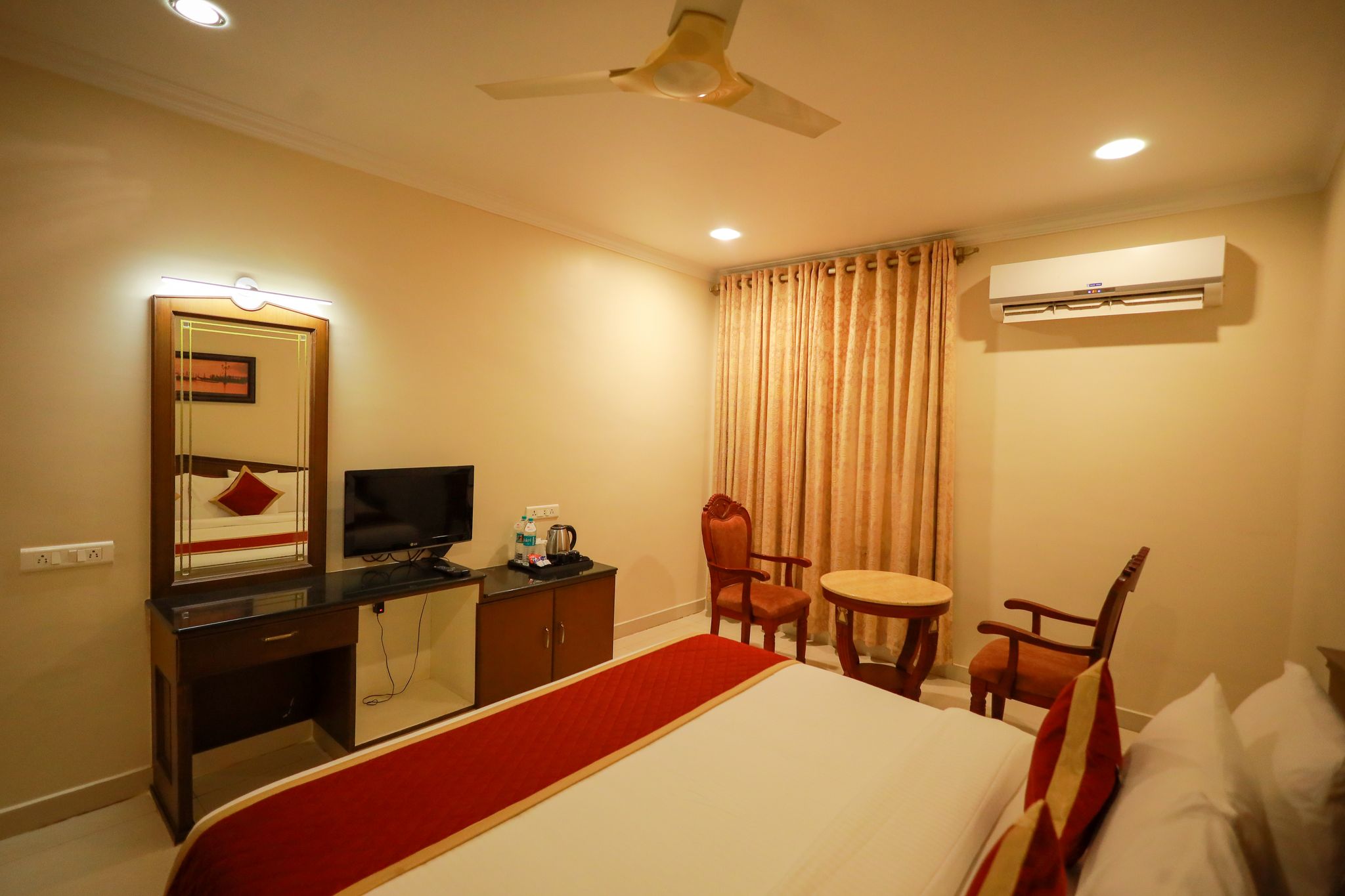 The Seashore Hotel Standard A/C ( City View ) 5