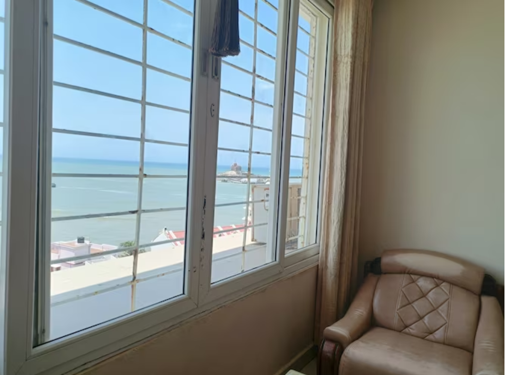 The Seashore Hotel Economy - A/C (BASEMENT ROOM) 4