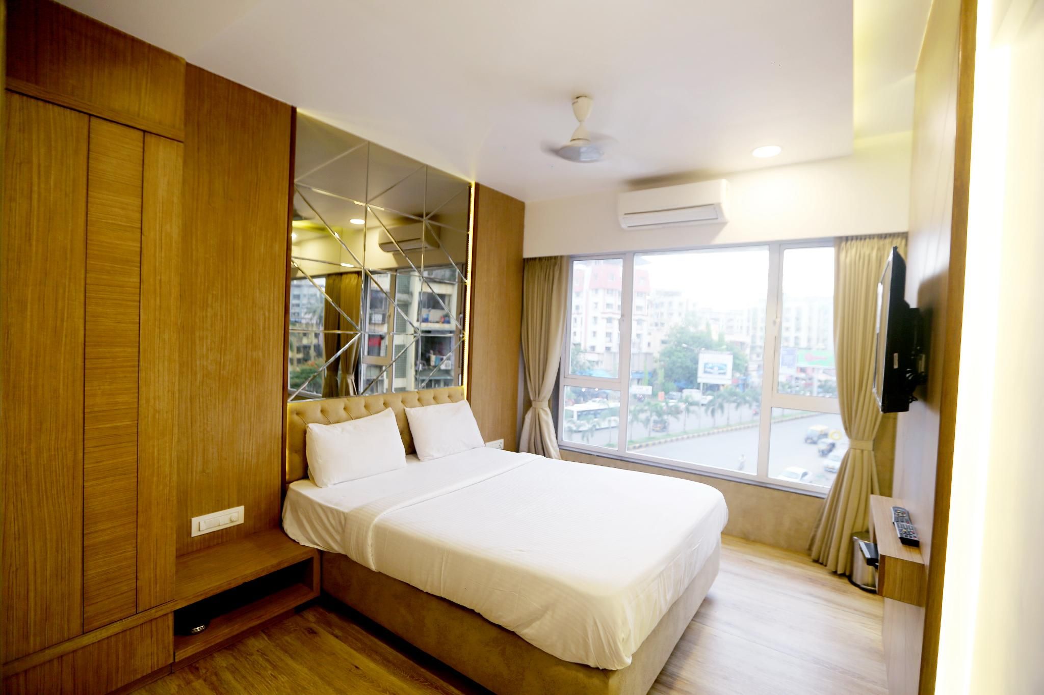 Hotel Sa Residency Deluxe Double Room 2