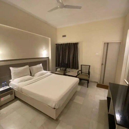 Bhimas Deluxe Deluxe Ac Room 11
