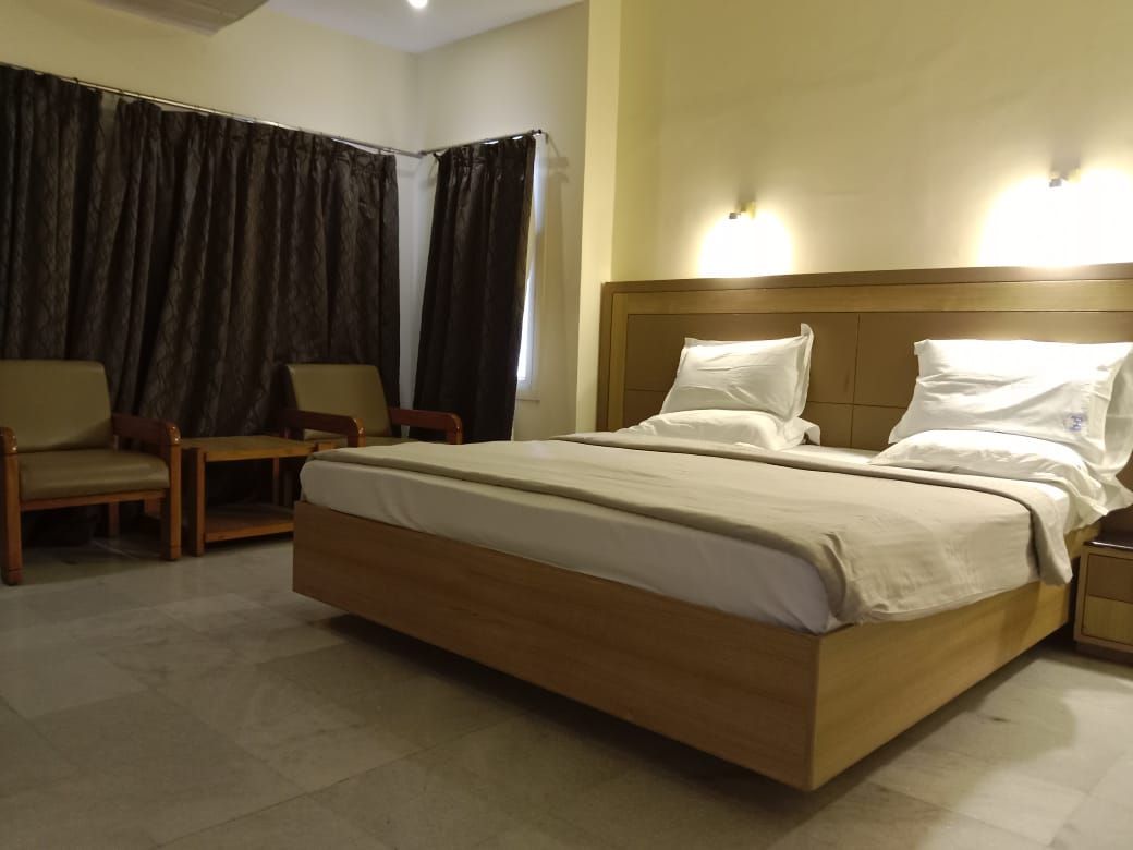 Bhimas Deluxe Deluxe Ac Room 12