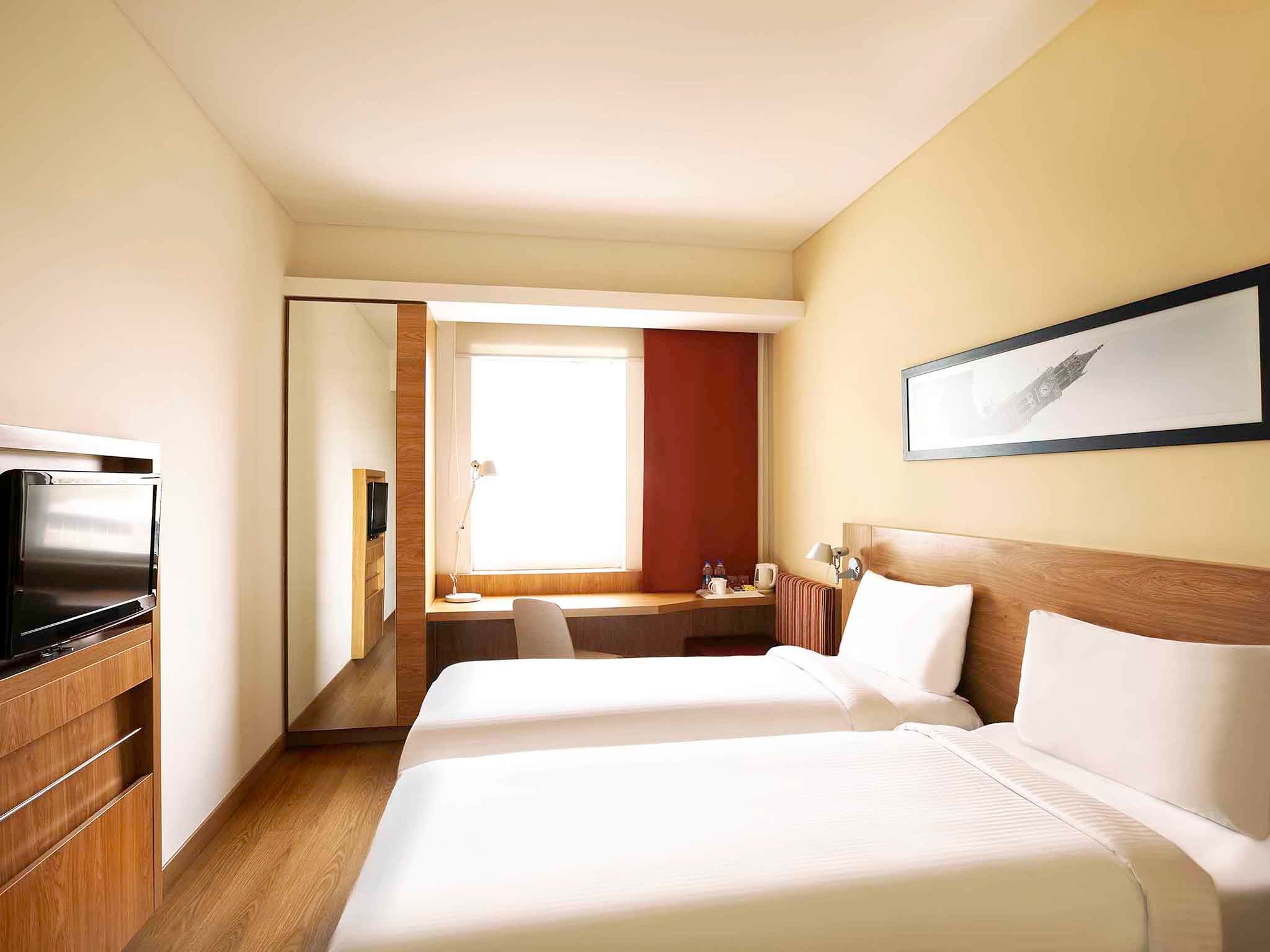 ibis Navi Mumbai Hotel Standard Twin Room, 2 Twin Beds 2