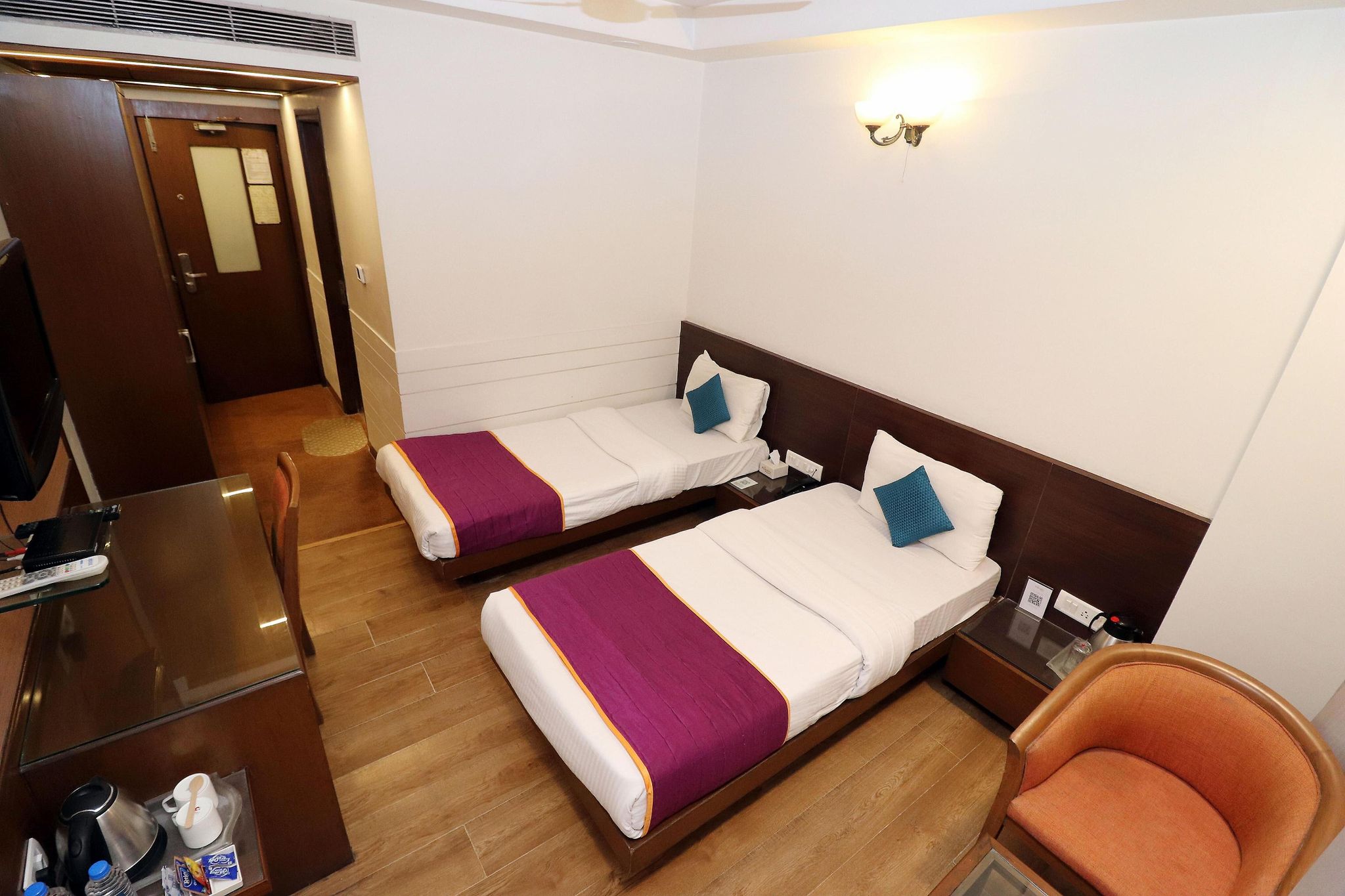 Hotel Rajhans Regent Super Luxury Double Room