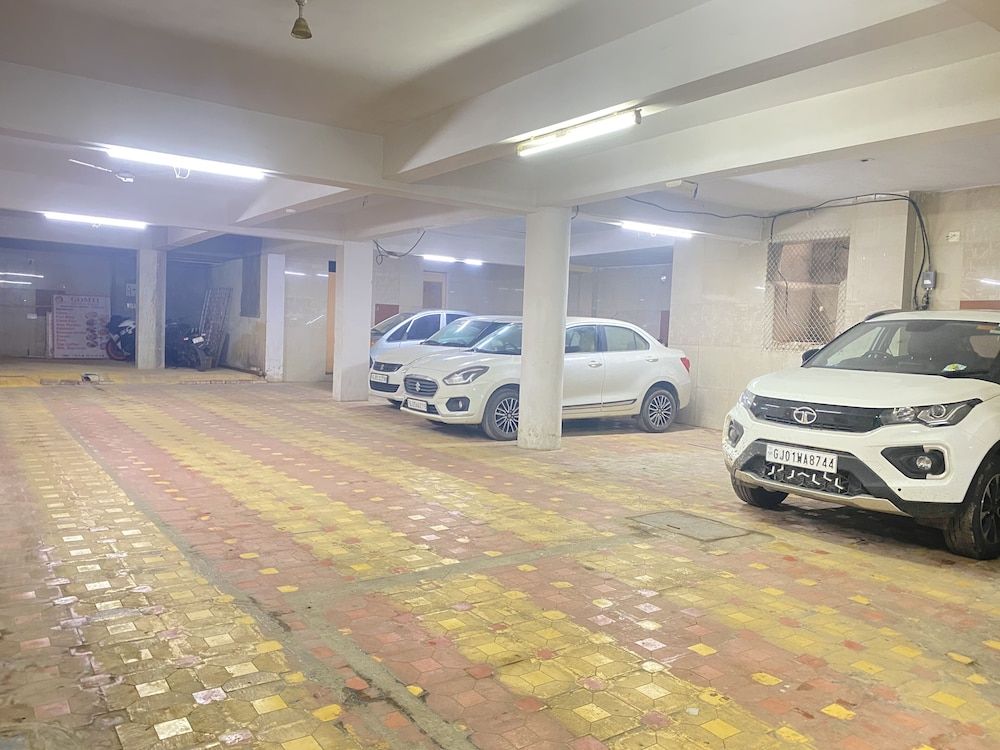 undefined Hotel Gomti 7