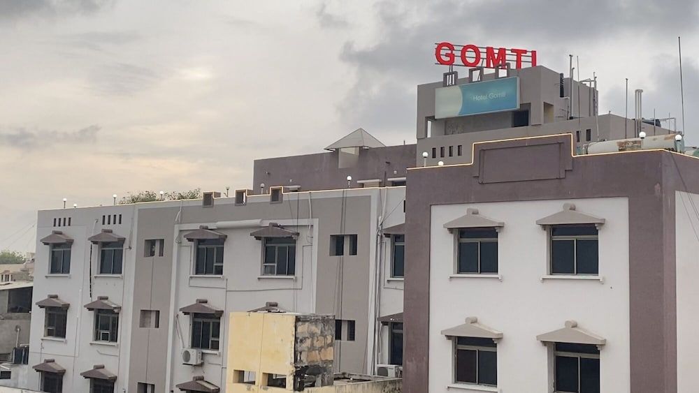 undefined Hotel Gomti 2