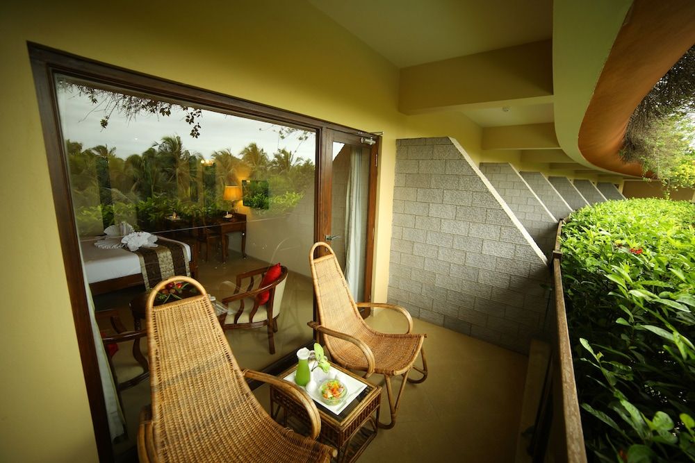 Uday Suites - The Airport Hotel Mystica Room 9