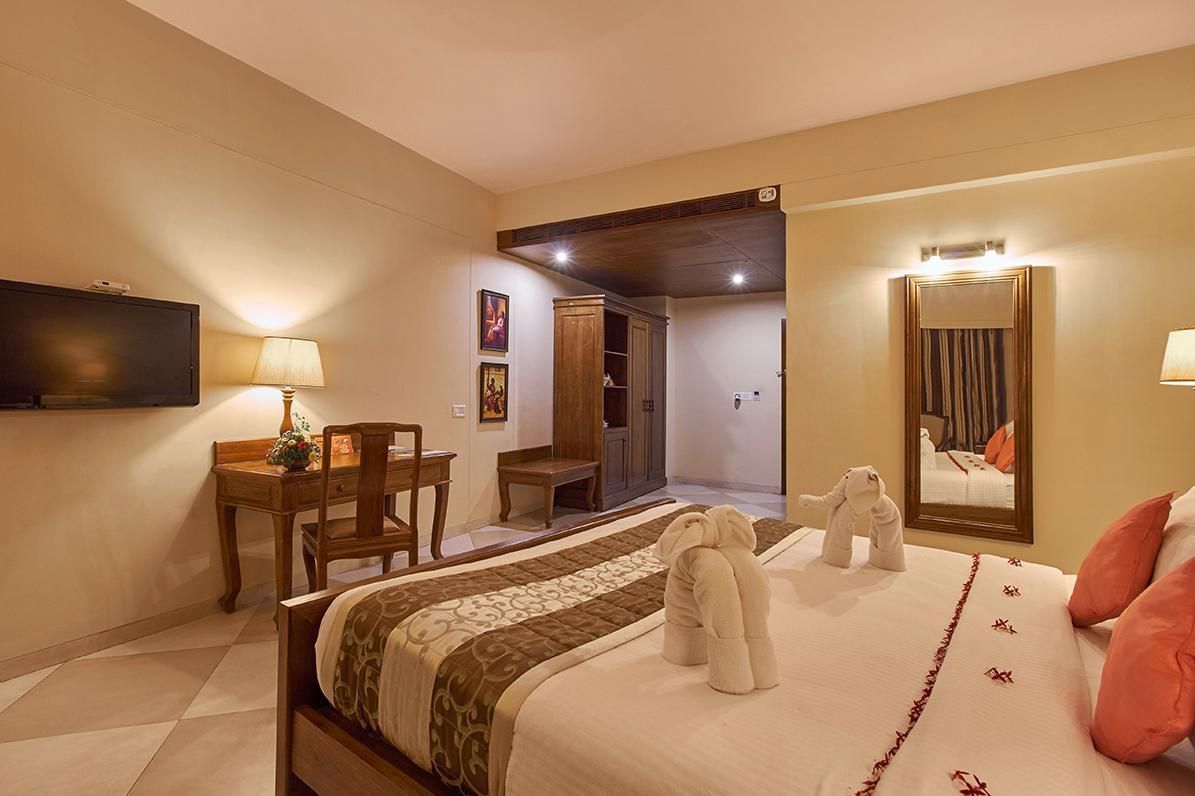 Uday Suites - The Airport Hotel Ixora Room 2