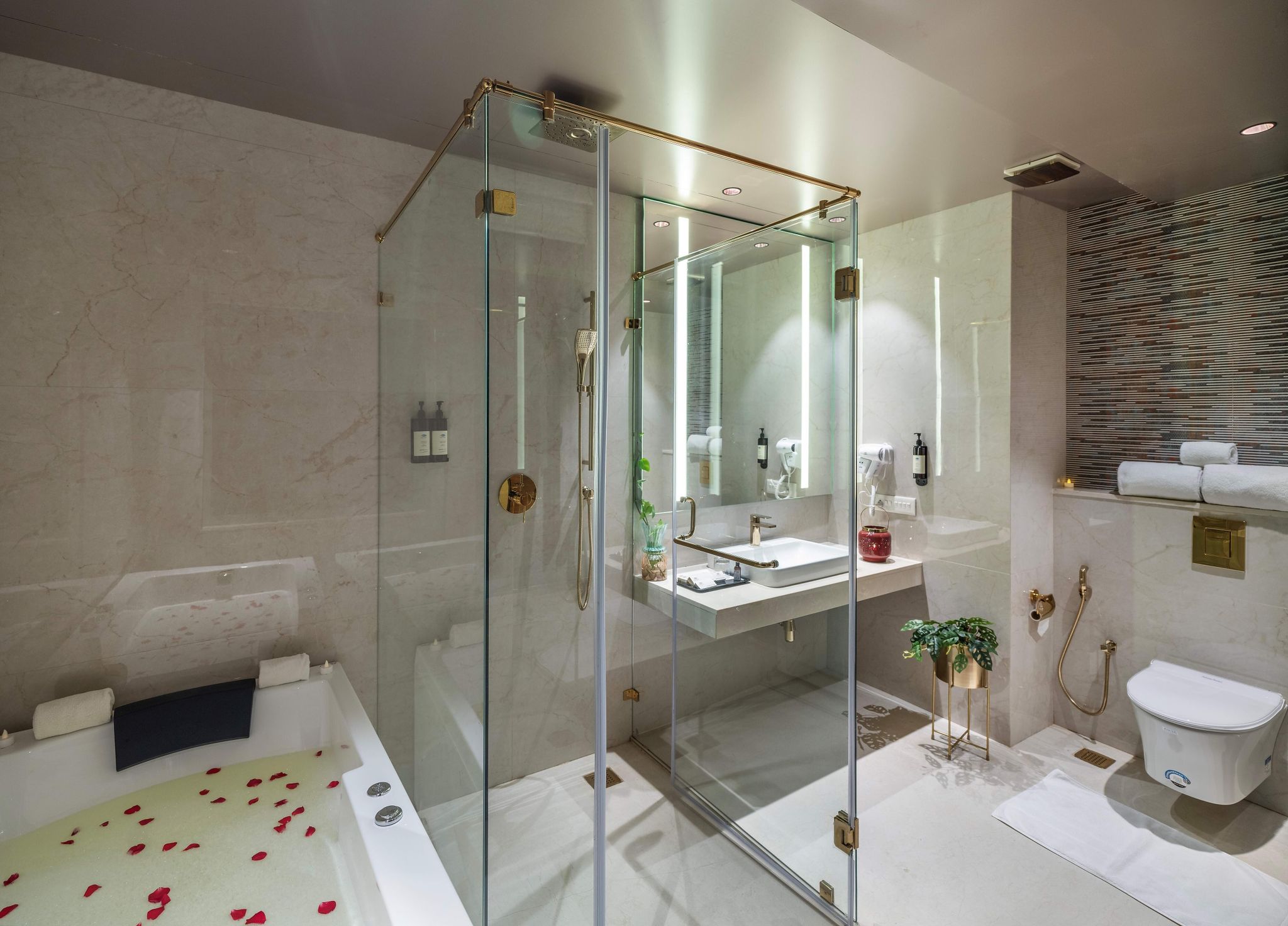 Raja Ravi Varma Suite