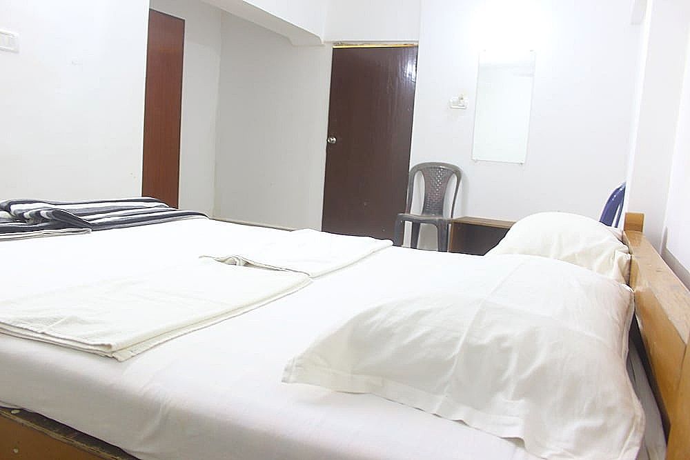 Poonam Village Resort Non A/c Standard Room 15
