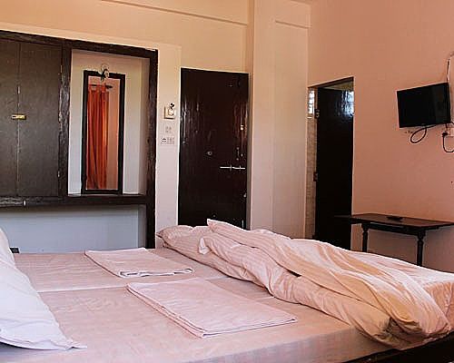 Poonam Village Resort Non A/c Standard Room 3