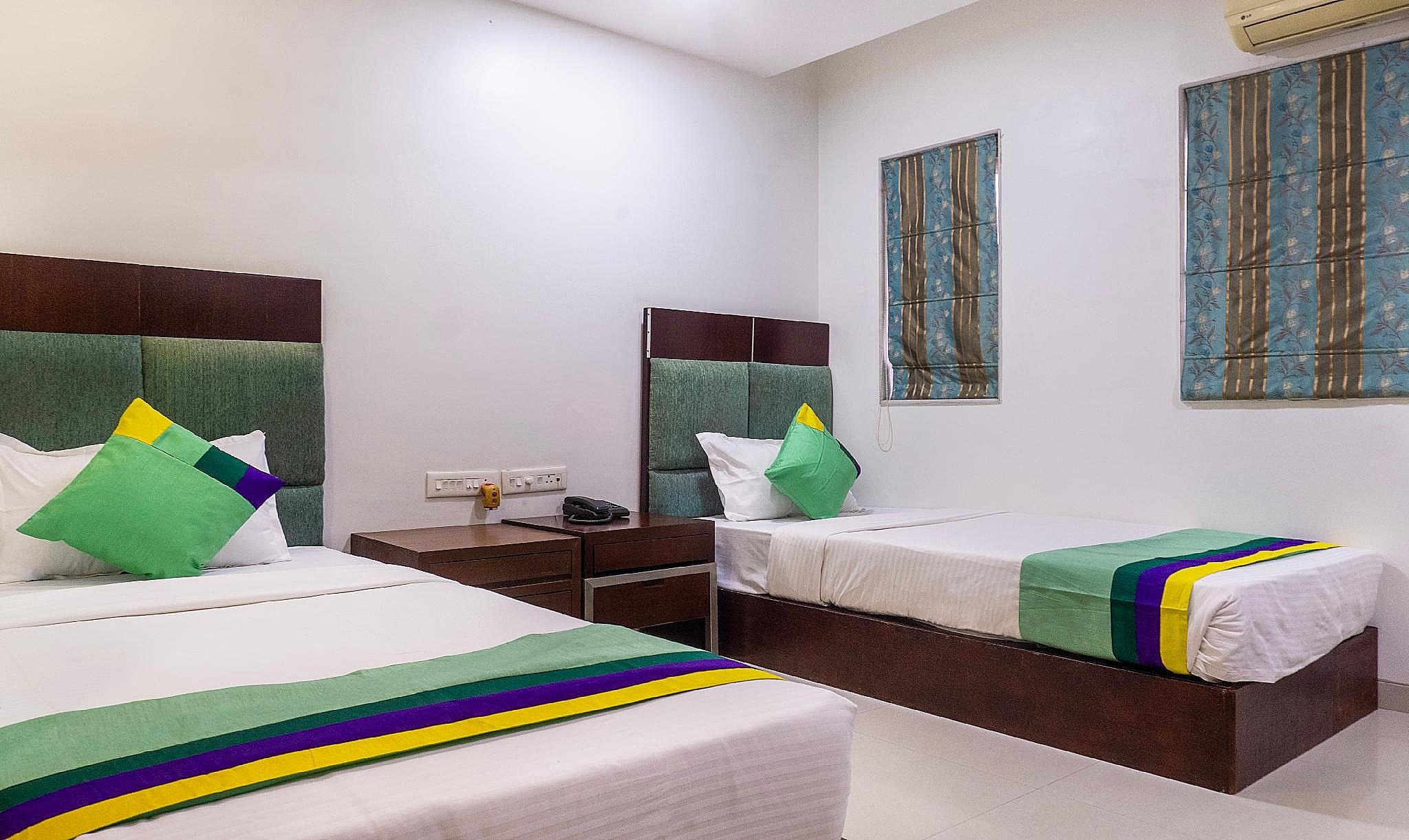 Treebo Bhairavee, Baner Standard Double Room 5