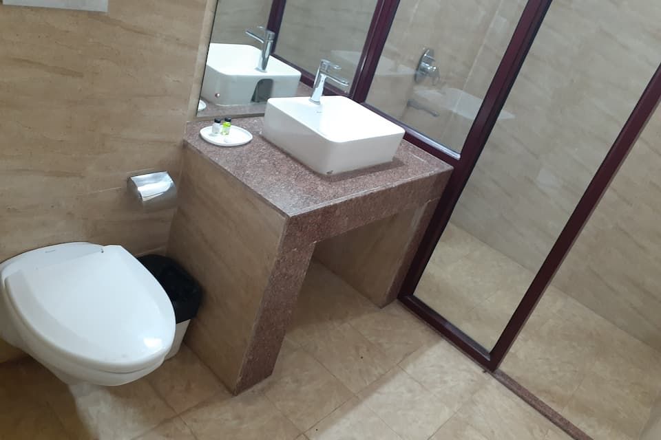 Sunrise Luxury Room