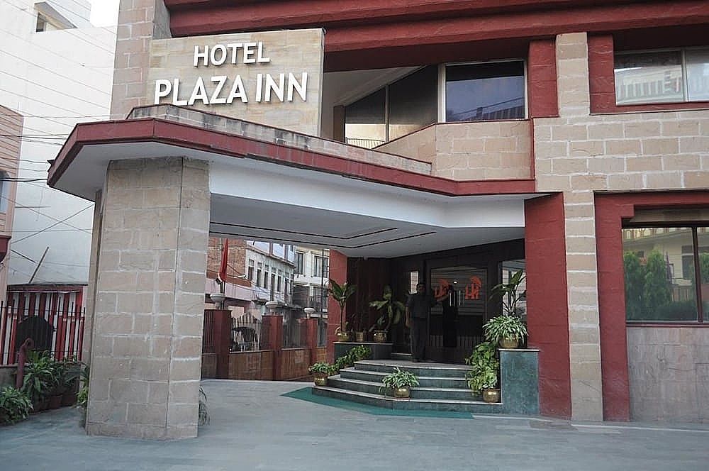 undefined Hotel Plaza Inn 6