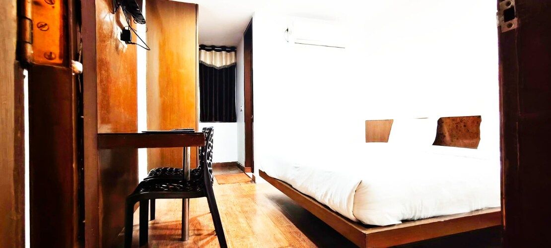 Hotel Varanasi Palace Standard Room