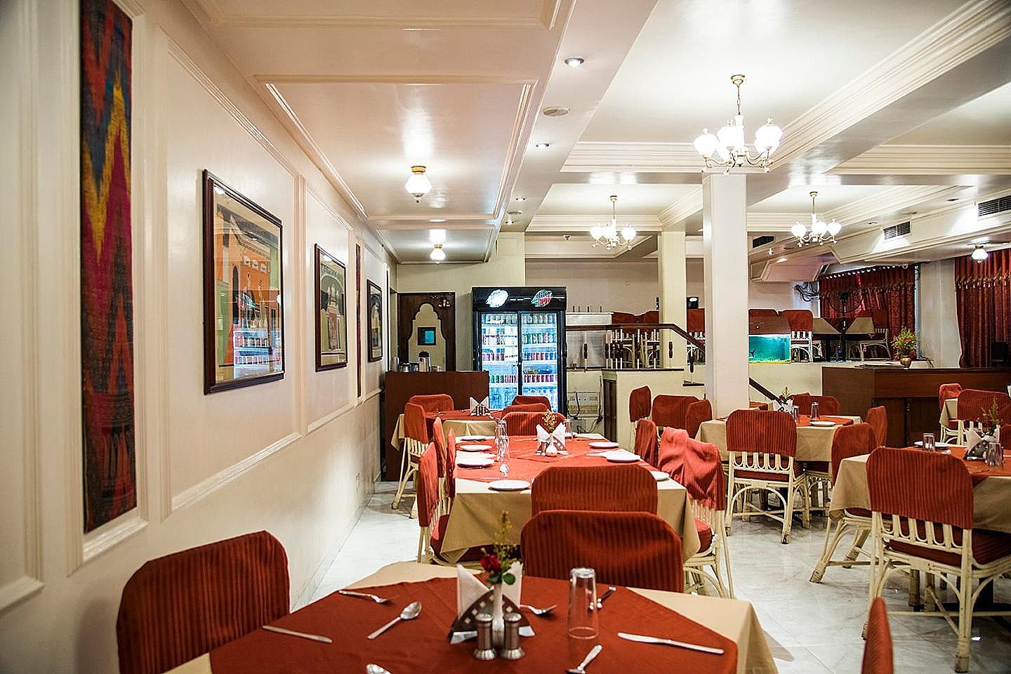Food & Dining