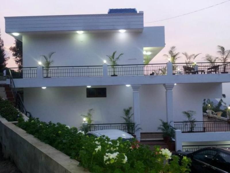 undefined Mount 'n' Mist 6