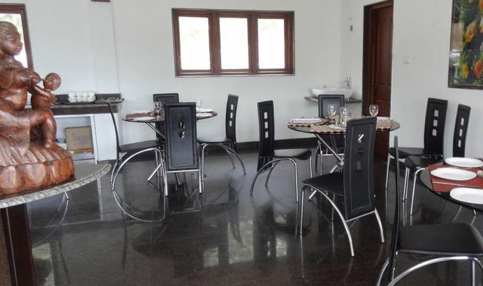 undefined Mount 'n' Mist 9