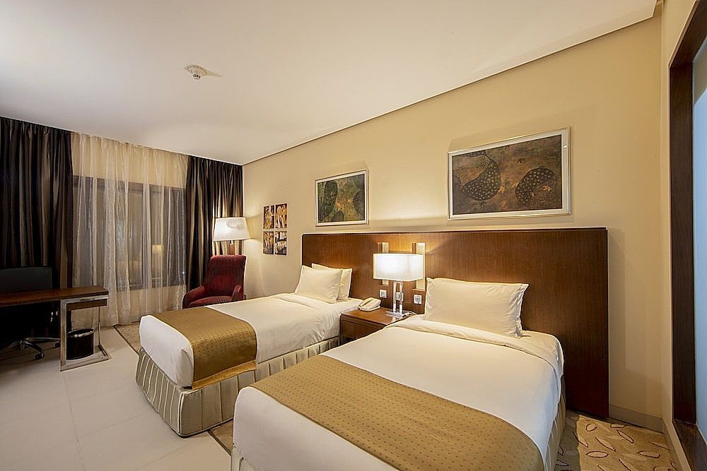 Holiday Inn Cochin, an IHG Hotel Standard Room, 2 Twin Beds (High Floor) 2