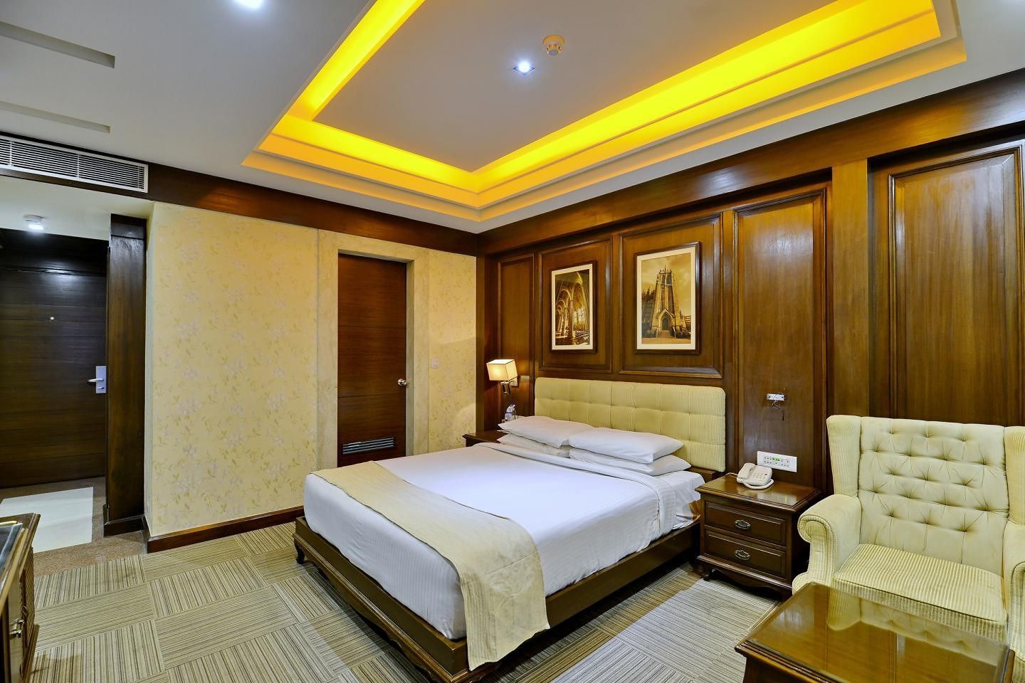 Amara Hotel Baron Room (REQUIRED FULLY VACCINATED PERSON) 3