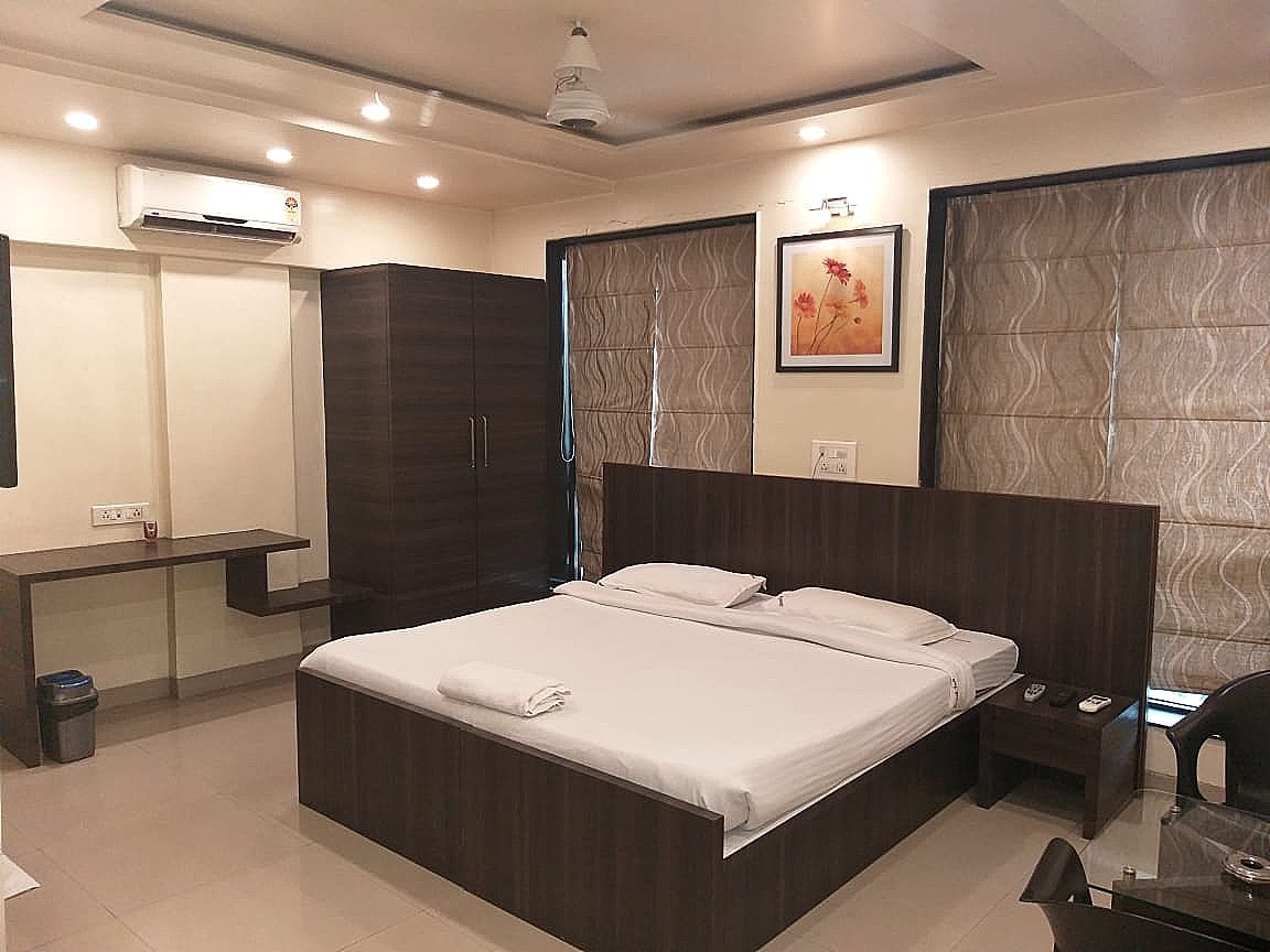 Executive A/C Room