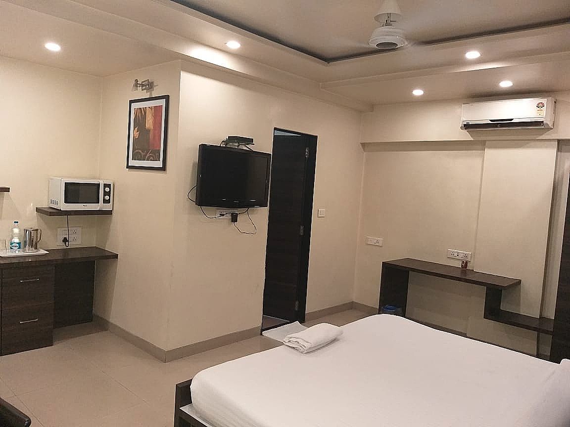 Executive A/C Room