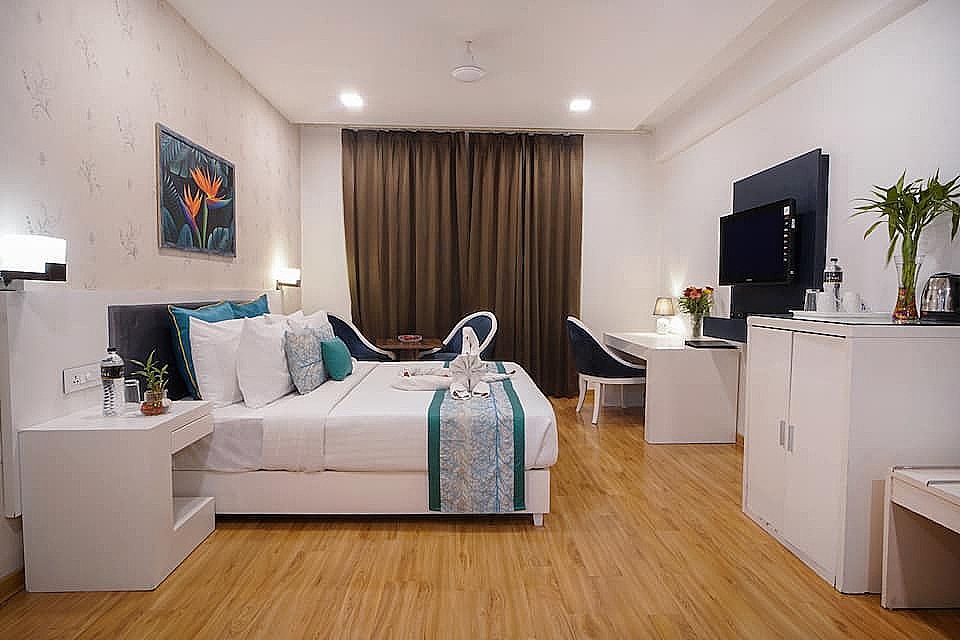 Royal executive room large bed
