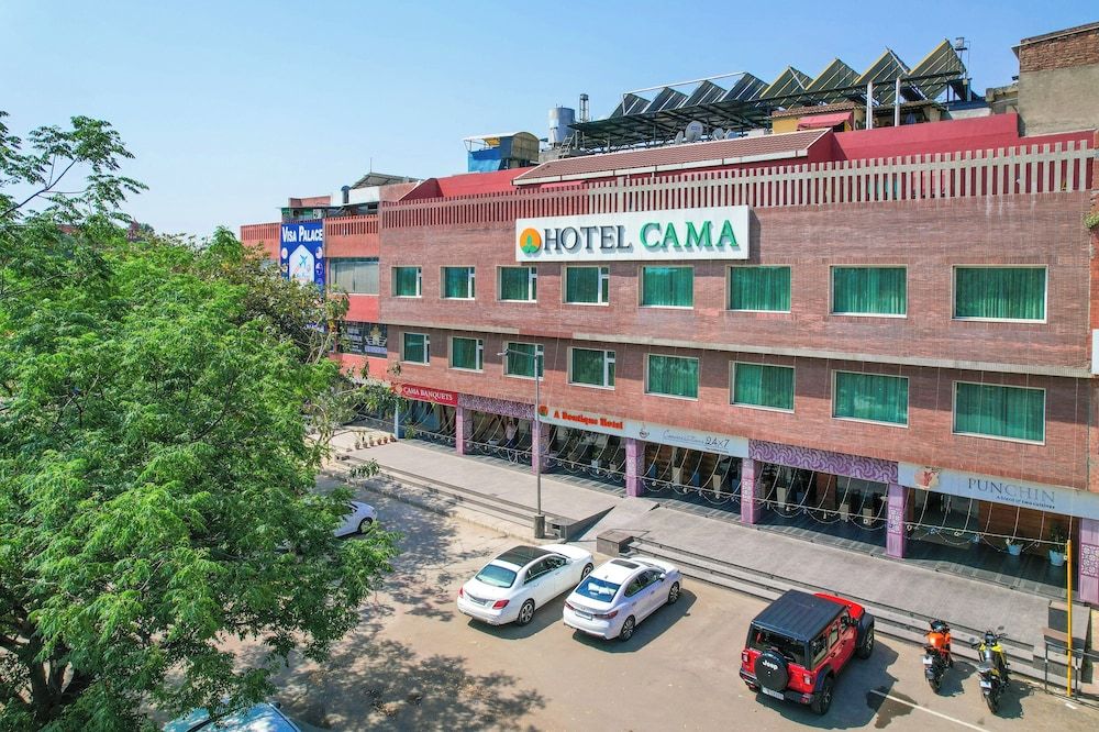 undefined Hotel Cama 6