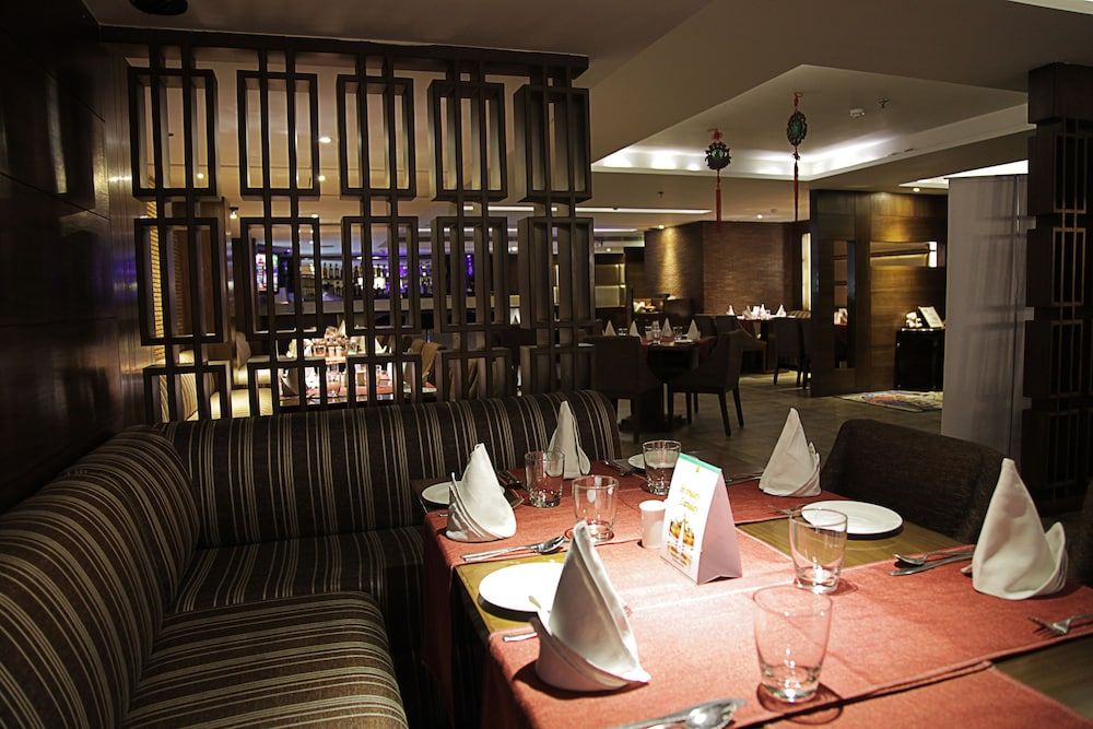 undefined Hotel Cama 5