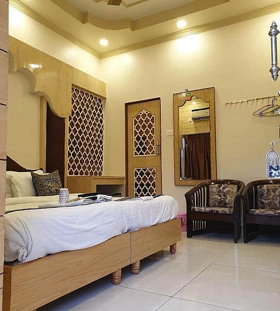Hotel Temple On Ganges Deluxe Double Bed City View 12