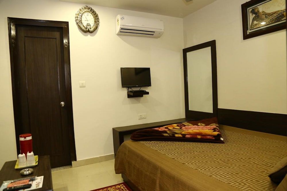 Super Deluxe Room