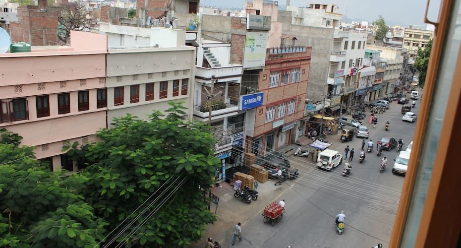 Hotel Tiwari