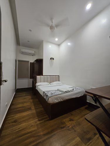 Rashmi Guest House (A Place On River) Standard Room