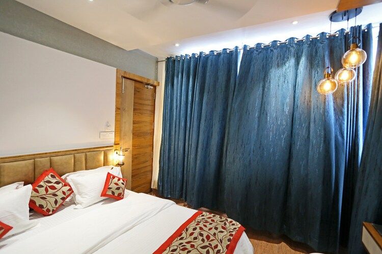 Rashmi Guest House (A Place On River) Premium Deluxe Room 4