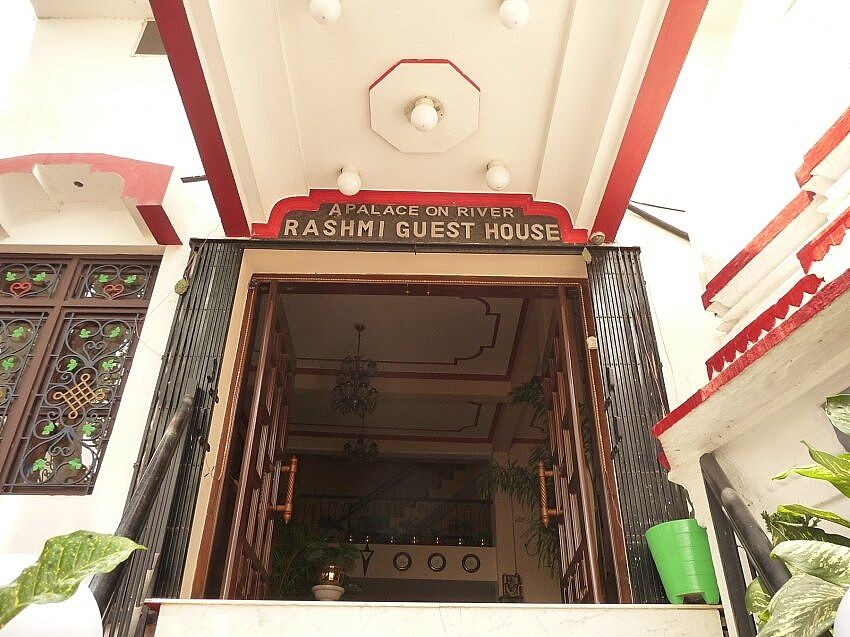 Rashmi Guest House (A Place On River)