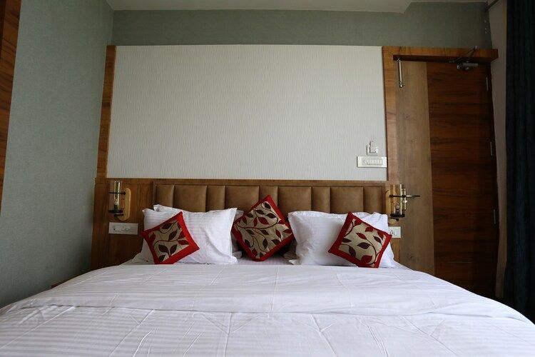 Rashmi Guest House (A Place On River) Premium Deluxe Room 11