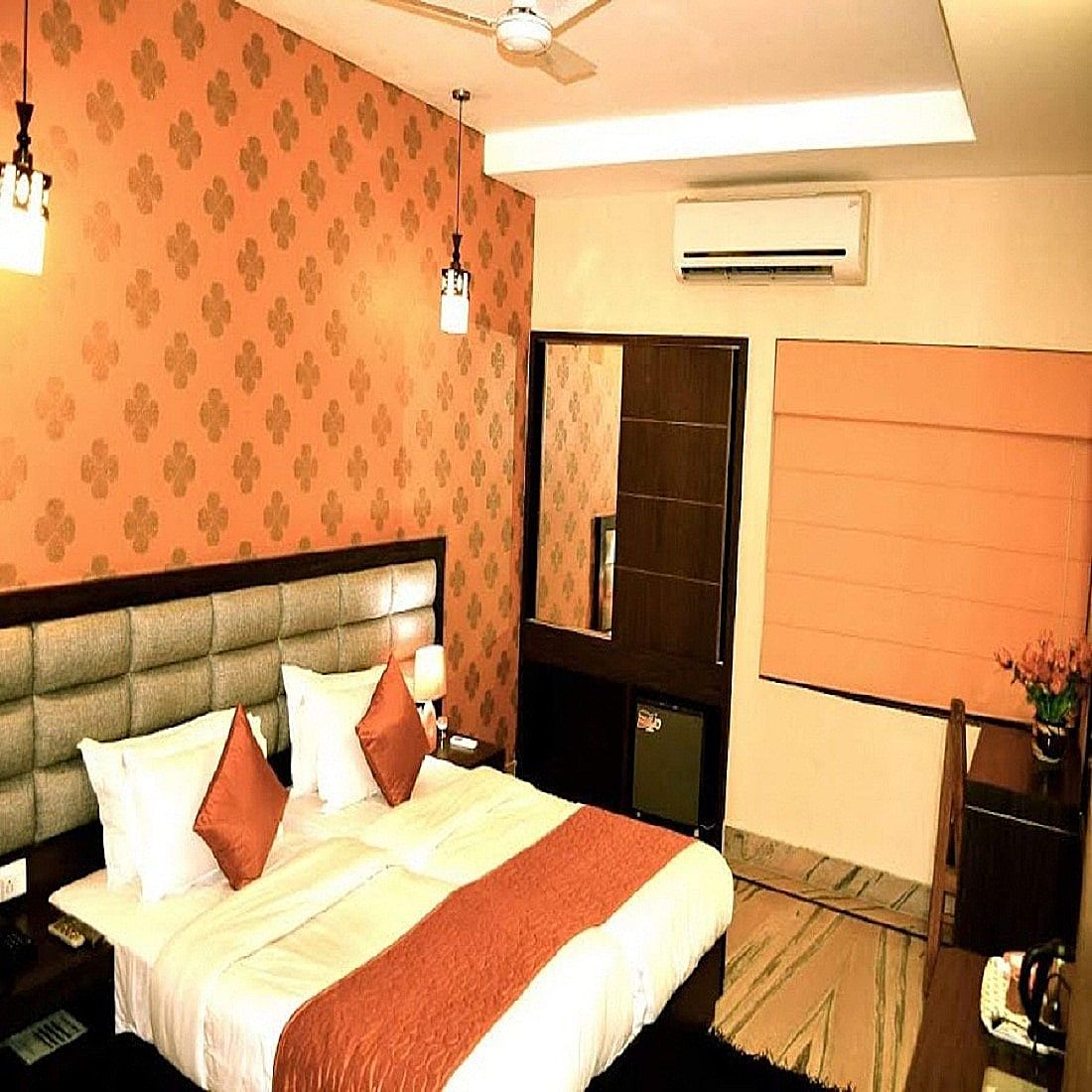 Hotel Buddha Deluxe Room 5