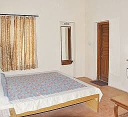 Hotel Sugandh Retreat Standard Double Room 5